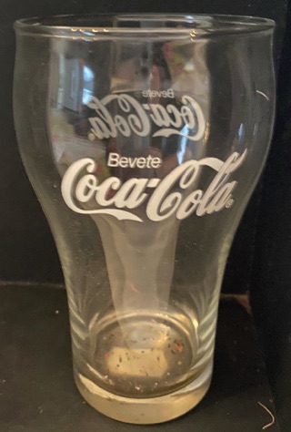 308039-1 € 3,00 coca cola glas witte letters D7,5 H13 cm.jpeg